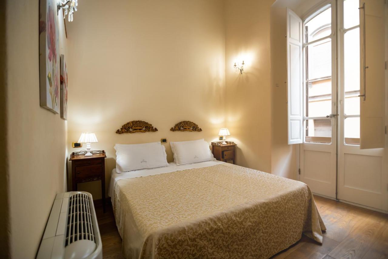 La Ghirlanda B&B 칼리아리 외부 사진
