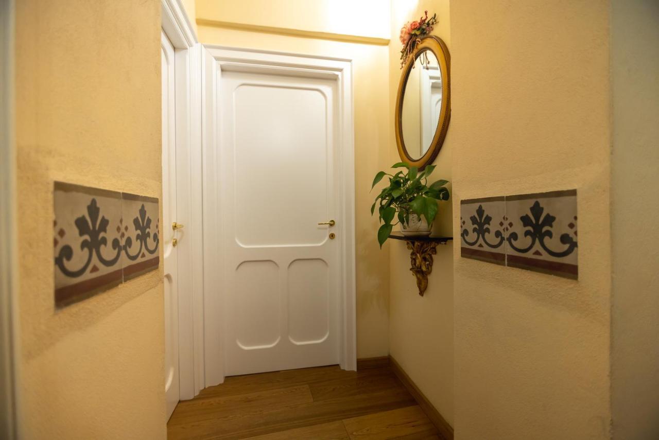 La Ghirlanda B&B 칼리아리 외부 사진