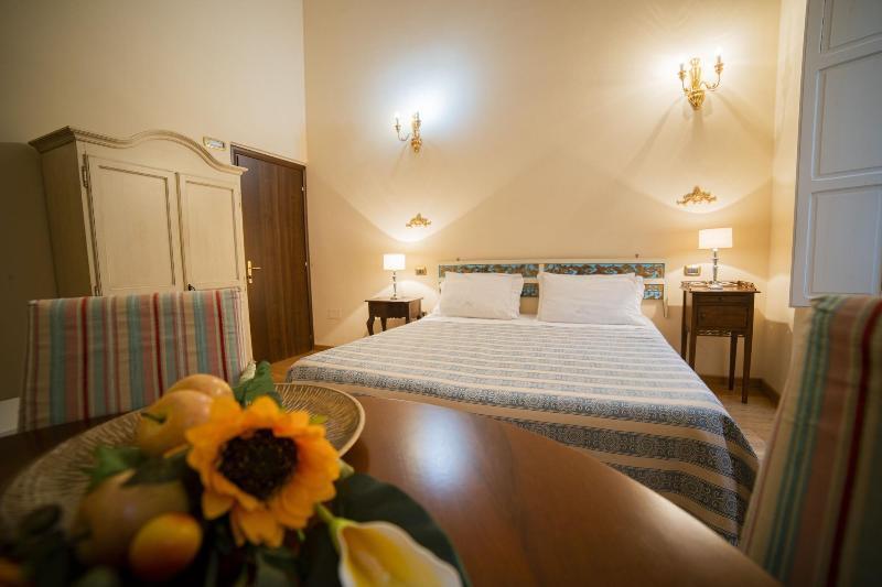 La Ghirlanda B&B 칼리아리 외부 사진
